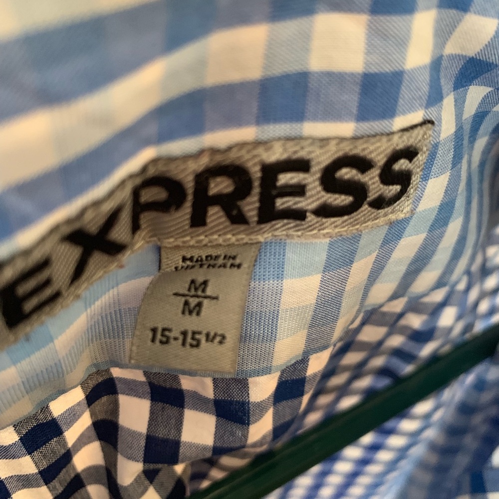 😍 Express Ombré Style Blue Plaid Shirt - Picture 2 of 3